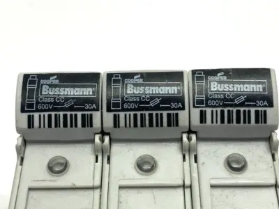 Used Cooper Bussmann Fuse Holder w/ Indicator, 3-Pole 48VDC 30A Fuses Michigan US | Maverick Industrial Sales #1502359