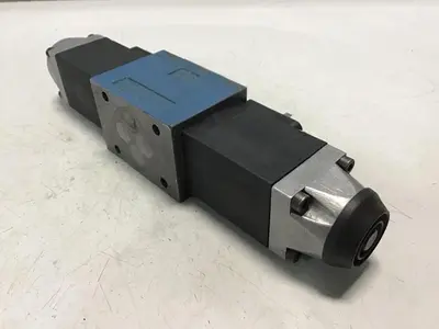 USED REXROTH 4WE6J53/AG24NZ4