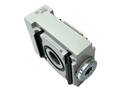 Used Festo Pneumatic Distributor Block G 1/2 Connection 549337 Parts (Hydraulics and Pneumatics) Michigan US | Maverick Industrial Sales #1390790