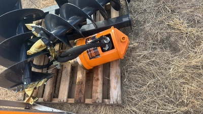 Skid Steer Loader Auger Drives	Landhonor	2025	Unused	SAD-12-23C