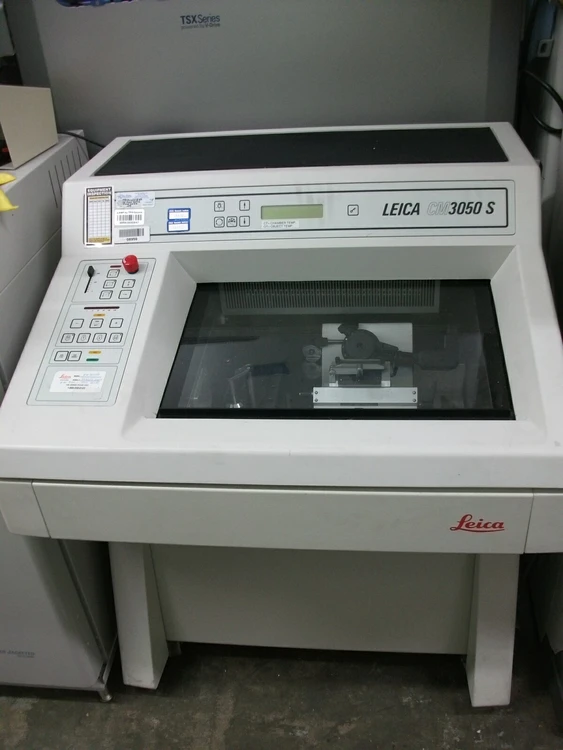 Used LEICA CM 3050S-3-1-1 Cryostats California US | Biotech Equipment Sales #1464634