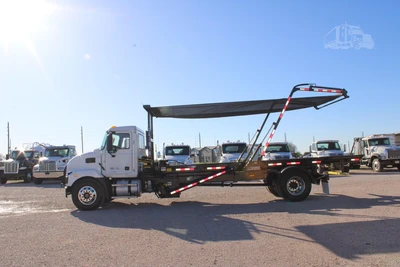 New | in-Stock 2027 MACK MD7 Rolloff Trucks Texas US | Roll Off Truck World #1491925