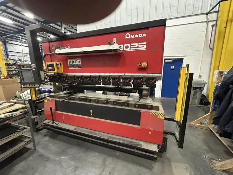 Used 2000 AMADA 8025NT Press Brakes Arkansas US | Revelation Machinery #403511