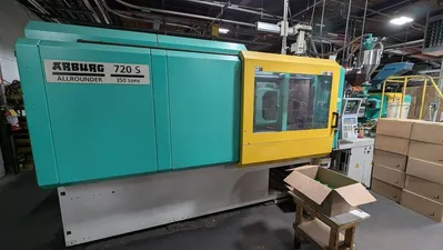 2004 ARBURG 720S-3200-1300 Injection Molding Horizontal/Vertical | Machinery Network (1)