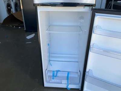 Used AVANTI AVRPD7330BS Refrigerators Michigan US | Miedema Asset Management Group #1441869