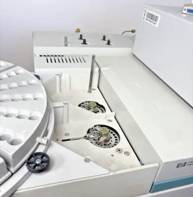 HP Agilent 6890 G1530A GC System with G1512A ALS Controller - No Injector
