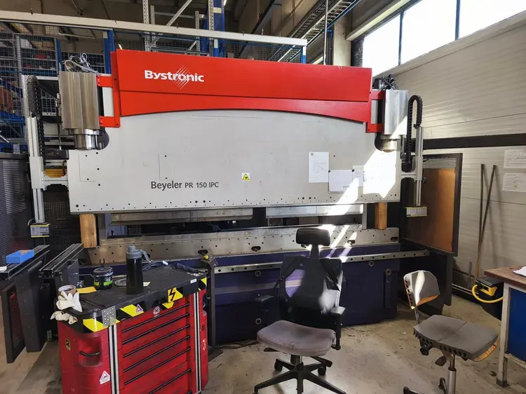 Used 2004 BYSTRONIC BEYELER PR 150 IPC Press Brakes CZ | Amaron s.r.o. #1056809