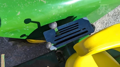 USED 1970 JOHN DEERE 2520
