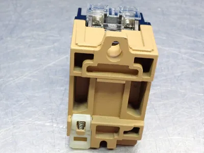 NEW ALLEN BRADLEY 700P000A1