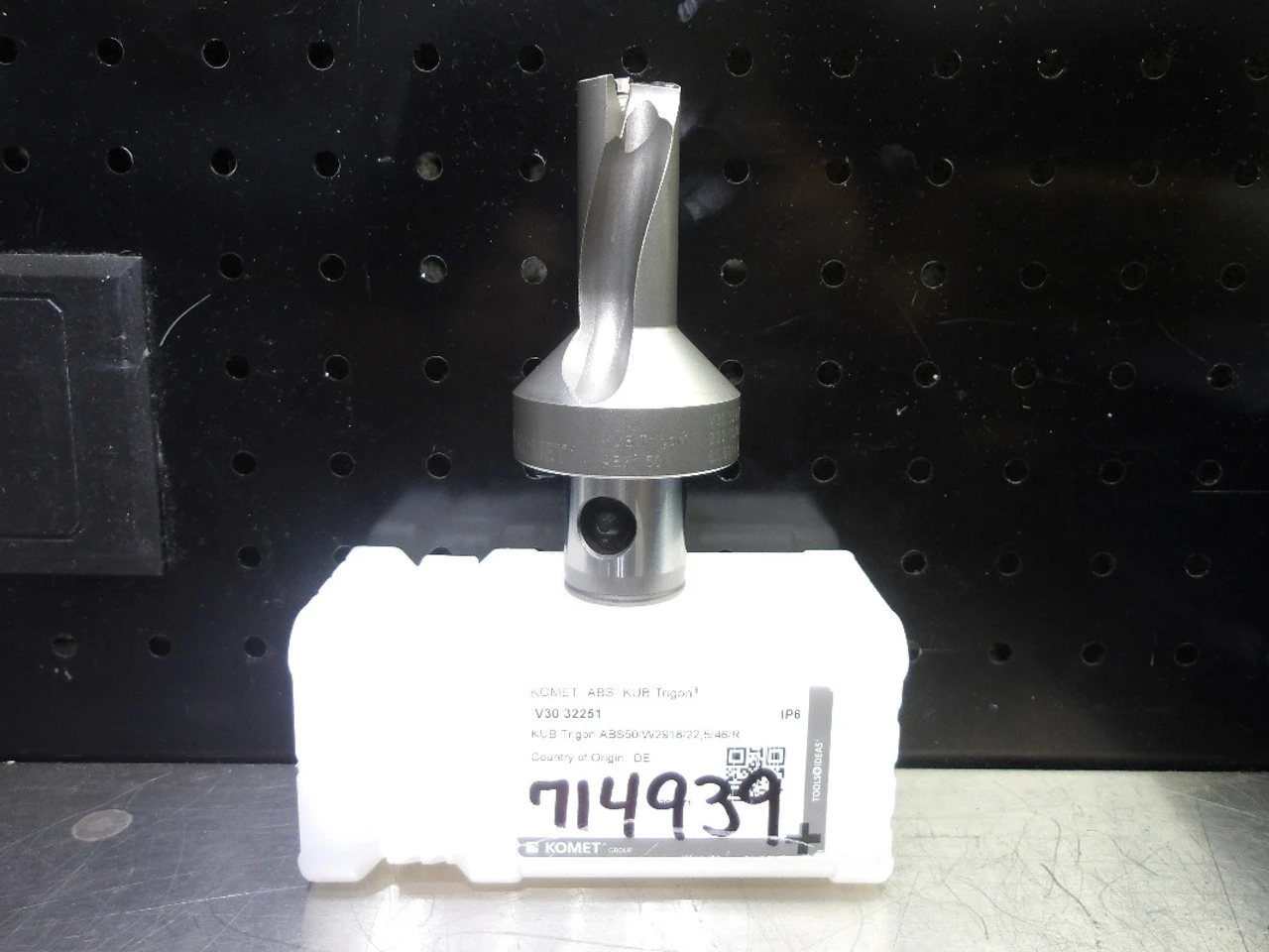 Komet ABS50 22.5mm Coolant Thru Indexable Drill V30 32251 (LOC2242)