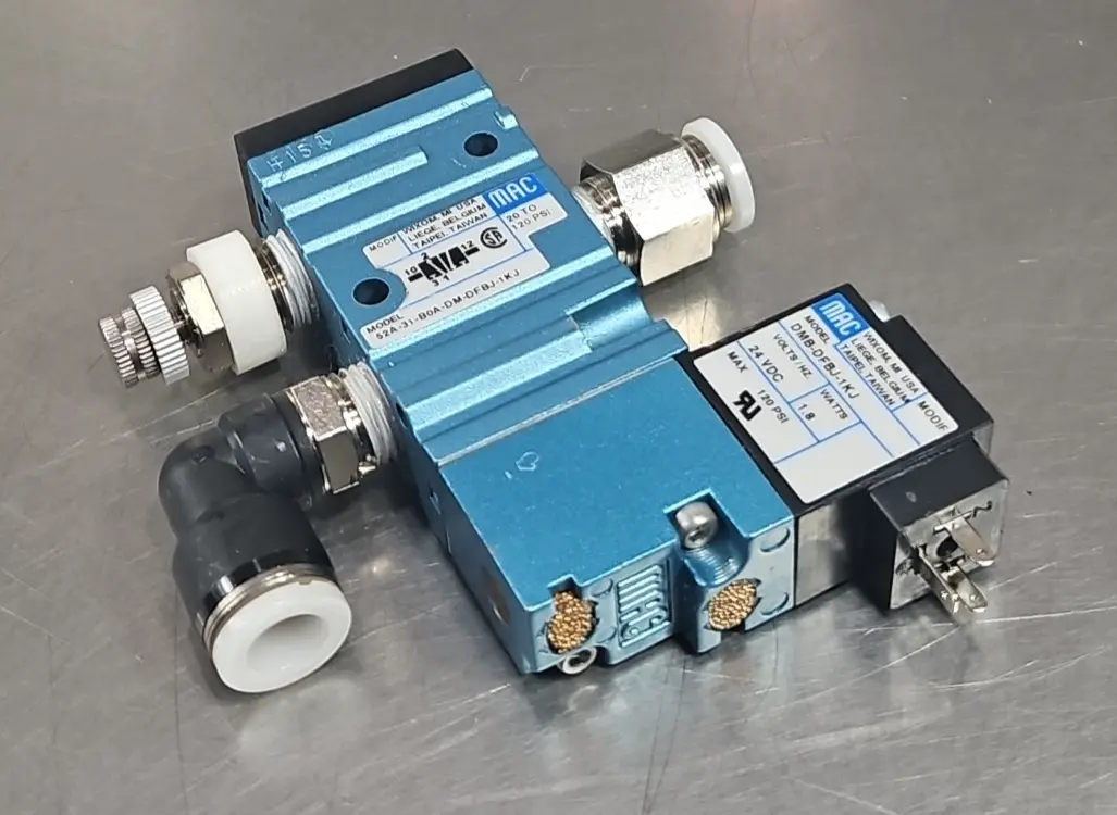 MAC 52A-31-B0A-DM-DFBJ-1KJ Pneumatic Solenoid Valve W/ DMB-DFBJ-1KJ Loc6C11