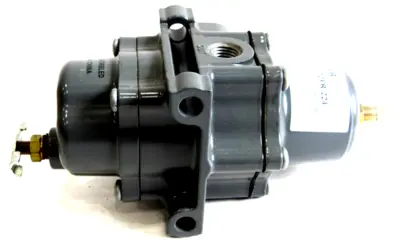 NEW FISHER FS-67CFR-224 PRESSURE REGULATOR FILTER FS67CFR224