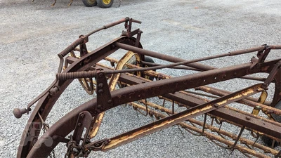 USED NEW HOLLAND ROLABAR 56