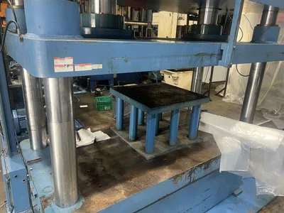 USED 2001 ACCUDYNE ACCUDYNE  PRESS