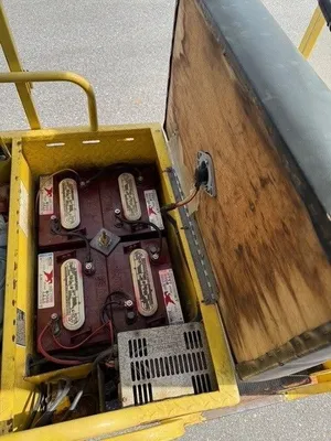 CUSHMAN MINUTE MISER Maintenance Carts | GMT (9)