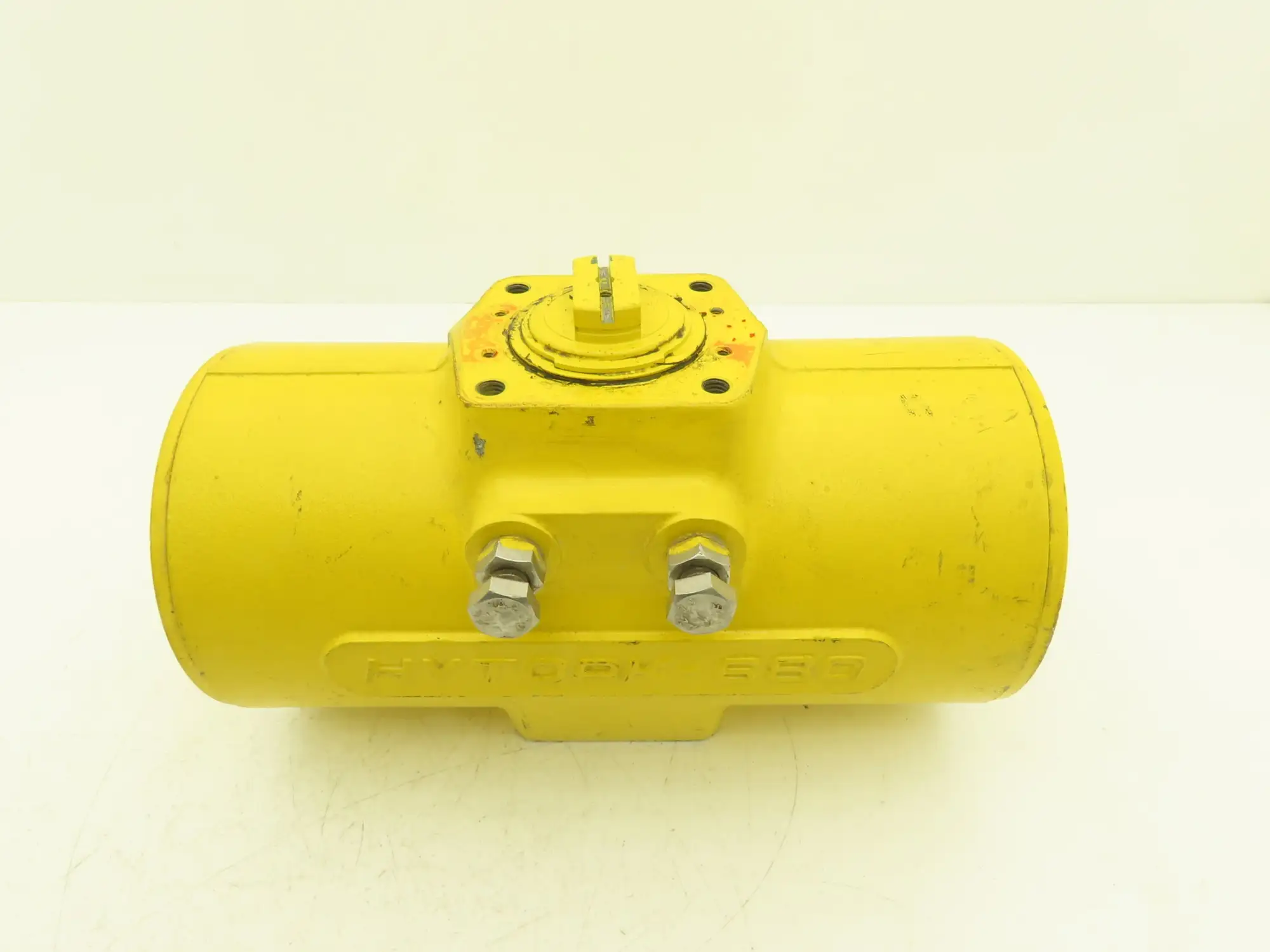 Hytork-680 Pneumatic Valve Actuator Double Acting Spring Return 120 PSI