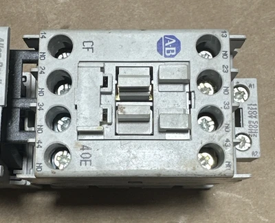 USED Allen-Bradley 700-CF400 A