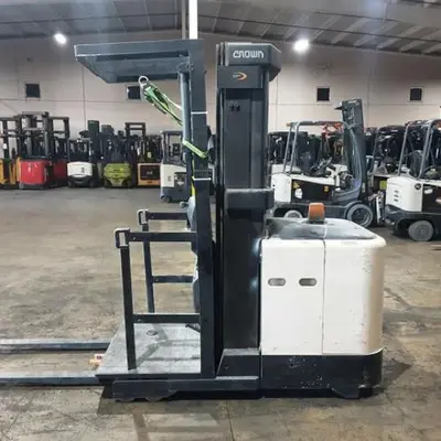 USED 2016 CROWN SP3510-30