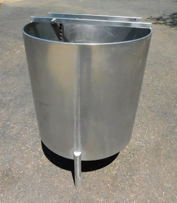 USED 150 GALLON TANK 150 GALLON MIX TANK