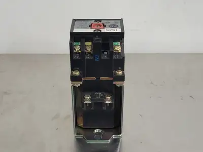 USED ALLEN-BRADLEY 700DC-P200Z24