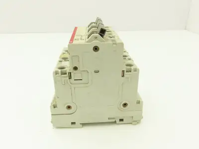 ABB S503-K32 3-Pole Circuit Breaker Adjustable 32A 690VAC 230/400V DIN Mountable