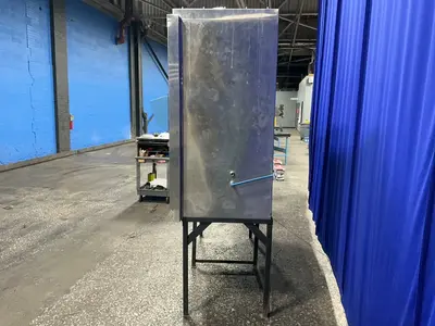Used NUAIRE NU425600 Cabinets Ohio US | HGR 24 #1482464