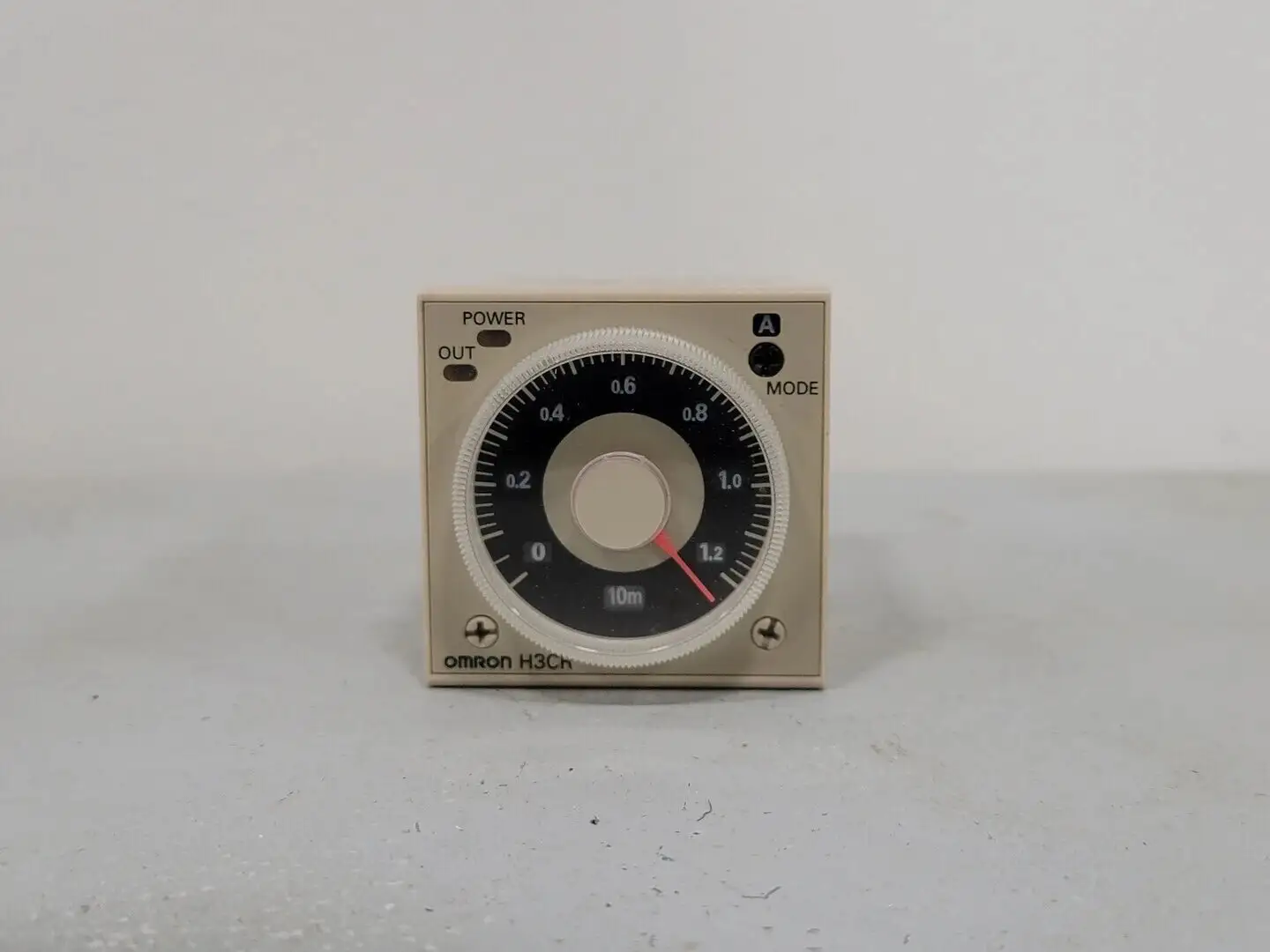 USED OMRON H3CR-A8
