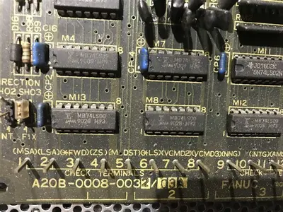 USED FANUC A20B-0008-0032/03A