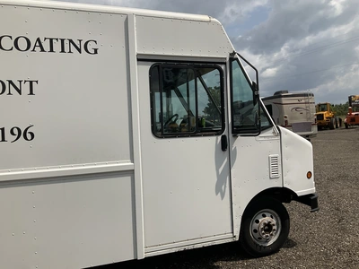 Used 2002 FORD COMM STRIP Cab Chassis trucks Michigan US | Miedema Asset Management Group #1314140