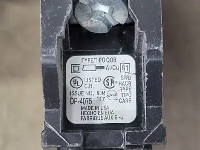USED SQUARE D QOB120