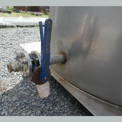 500 Gallon Stainless Steel Tank With 5HP Mixer