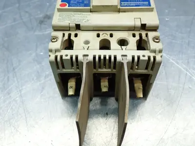 Used MITSUBISHI NF100SWU Circuit Breakers Ohio US | HGR 24 #1006653