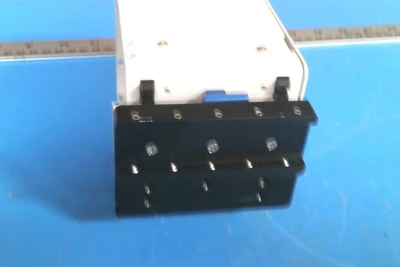 USED OREINTAL ENCLOSURE SERVO MOTOR 1.8DEG STEP 2PH 1