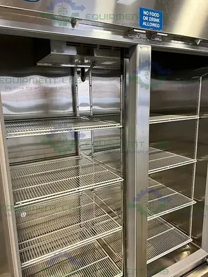 USED VWR GTVWG49FSSA STAINLESS STEEL DOUBLE DOOR FREEZER -25°C 49 CU, FT.