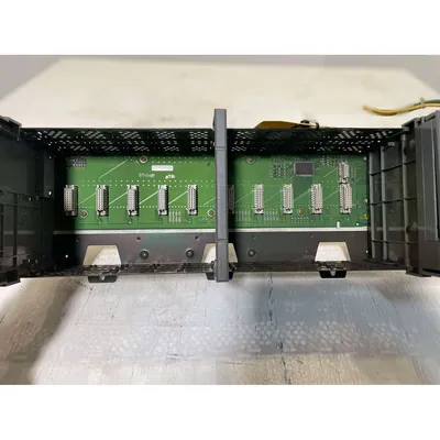 NEW ALLEN BRADLEY 1747-P2