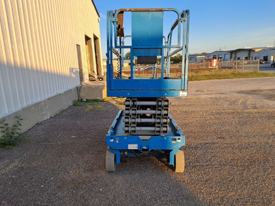 USED 2019 Genie GS-3246