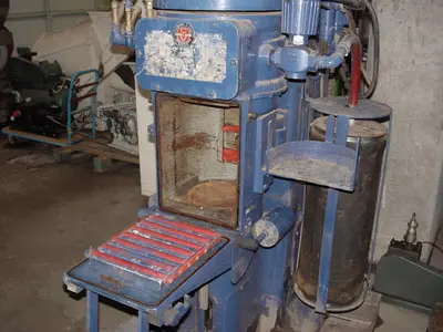 Clemens & Vogl Vacuum Can Seamer