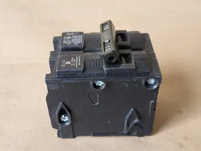 USED SIEMENS Q215