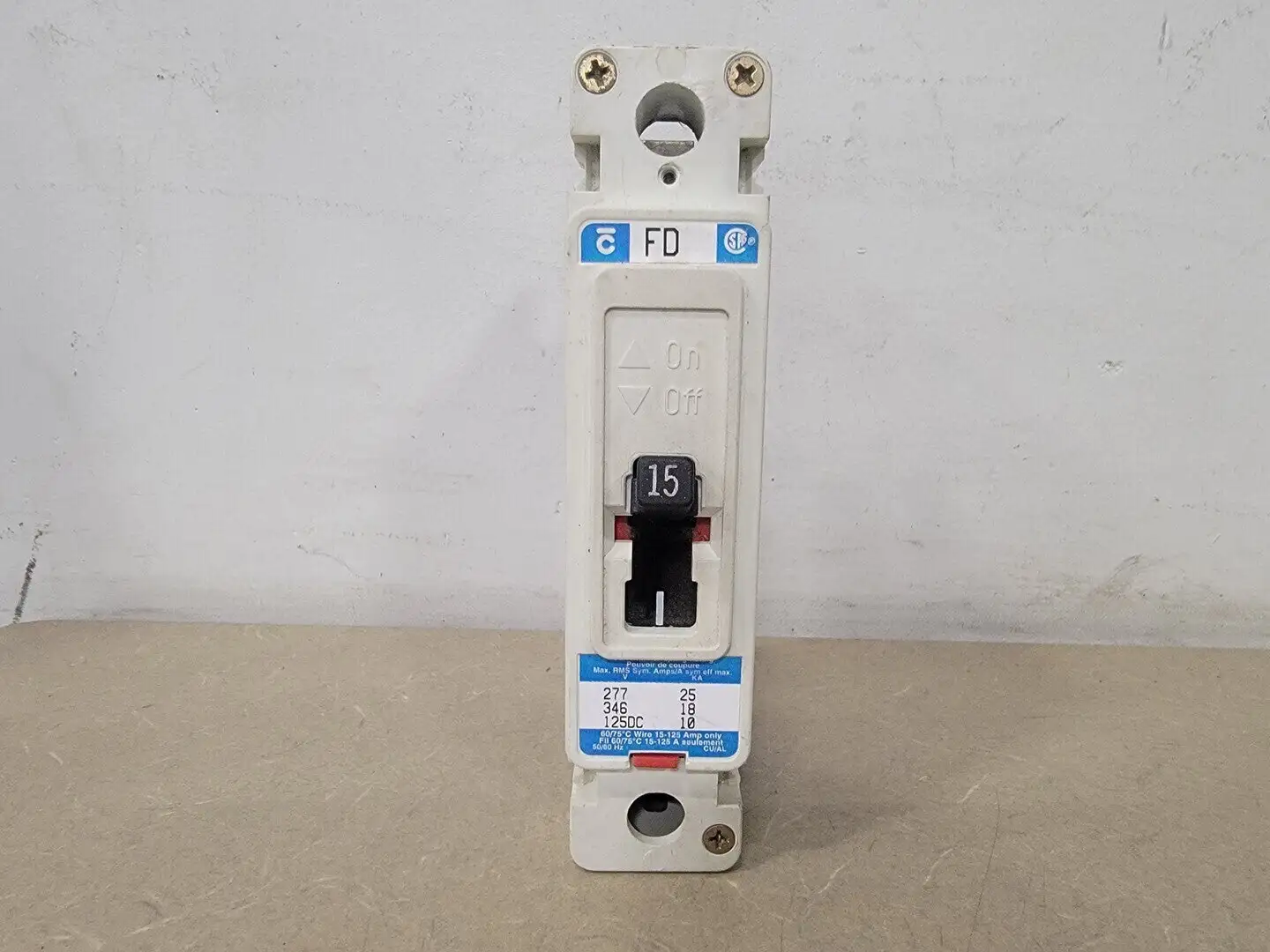 USED CUTLER-HAMMER FD1015