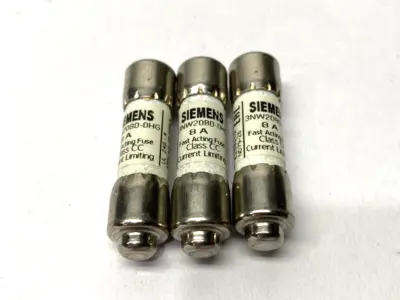 USED SIEMENS SENTRON FAST ACTING FUSE CLASS CC 600V 8A LOT OF 3