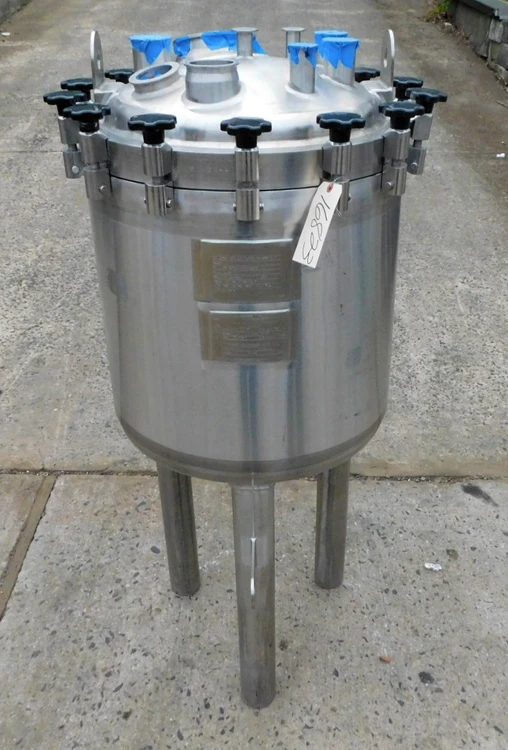 Used PAUL MUELLER PRESSURE TANK 100 LITER Stainless Steel Tanks New Jersey US | Champion Trading Corporation #424630