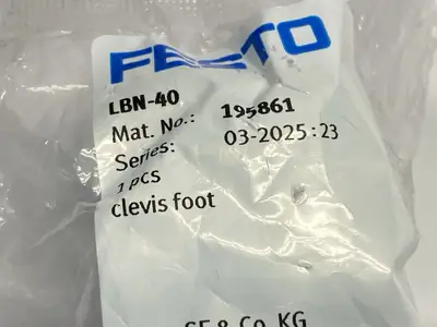 LBN-40 | Festo  Clevis Foot 195861 - New