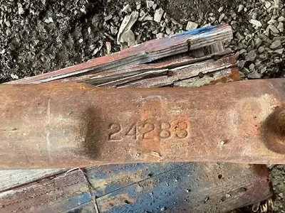 Used AFTERMARKET 5-1/2" X 25" CABLE TOOL CHISEL BIT Drills Pennsylvania US | East West Machinery & Drilling #1417232