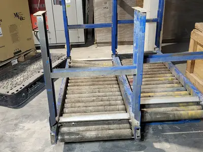 5'x2' Gravity Roller Conveyor ( 17 Rollers )