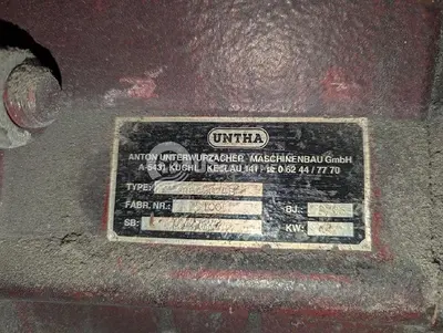Used 2006 UNTHA RS450 4S QUAD SHAFT SHREDDER WITH CONVEYOR Shredders Kentucky US | US Recycling Equipment #1314618