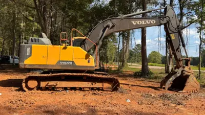 USED 2019 Volvo EC220EL