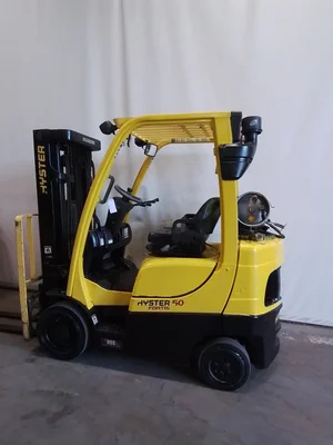 USED 2015 HYSTER S50FT