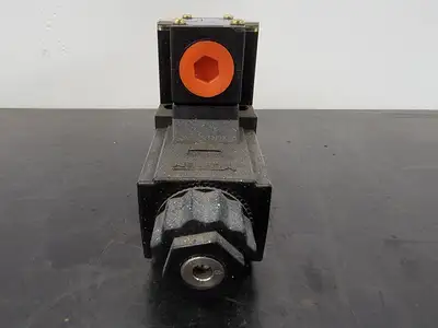 USED YUKEN DSG-013C60-A100-5090
