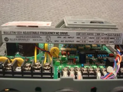 Allen Bradley 1/2 HP 1331-AAF05 Adjustable AC Drive Used