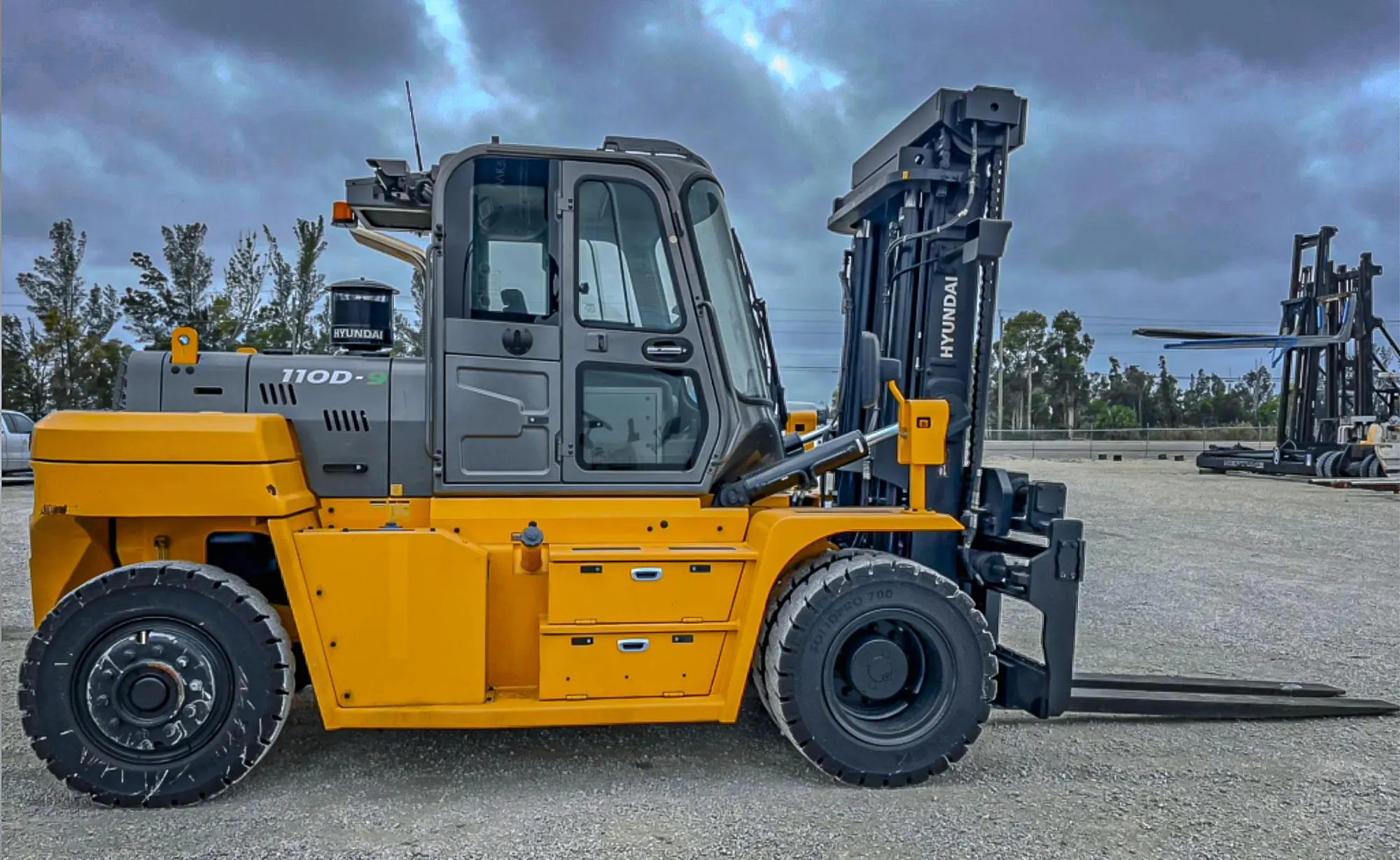 Used 2019 HYUNDAI 110D-9 Internal Combustion Forklifts: Pneumatic Tire Florida US | Forklift Exchange #1274802